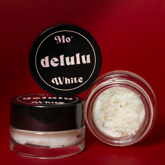 Scrub labbra Delulu White