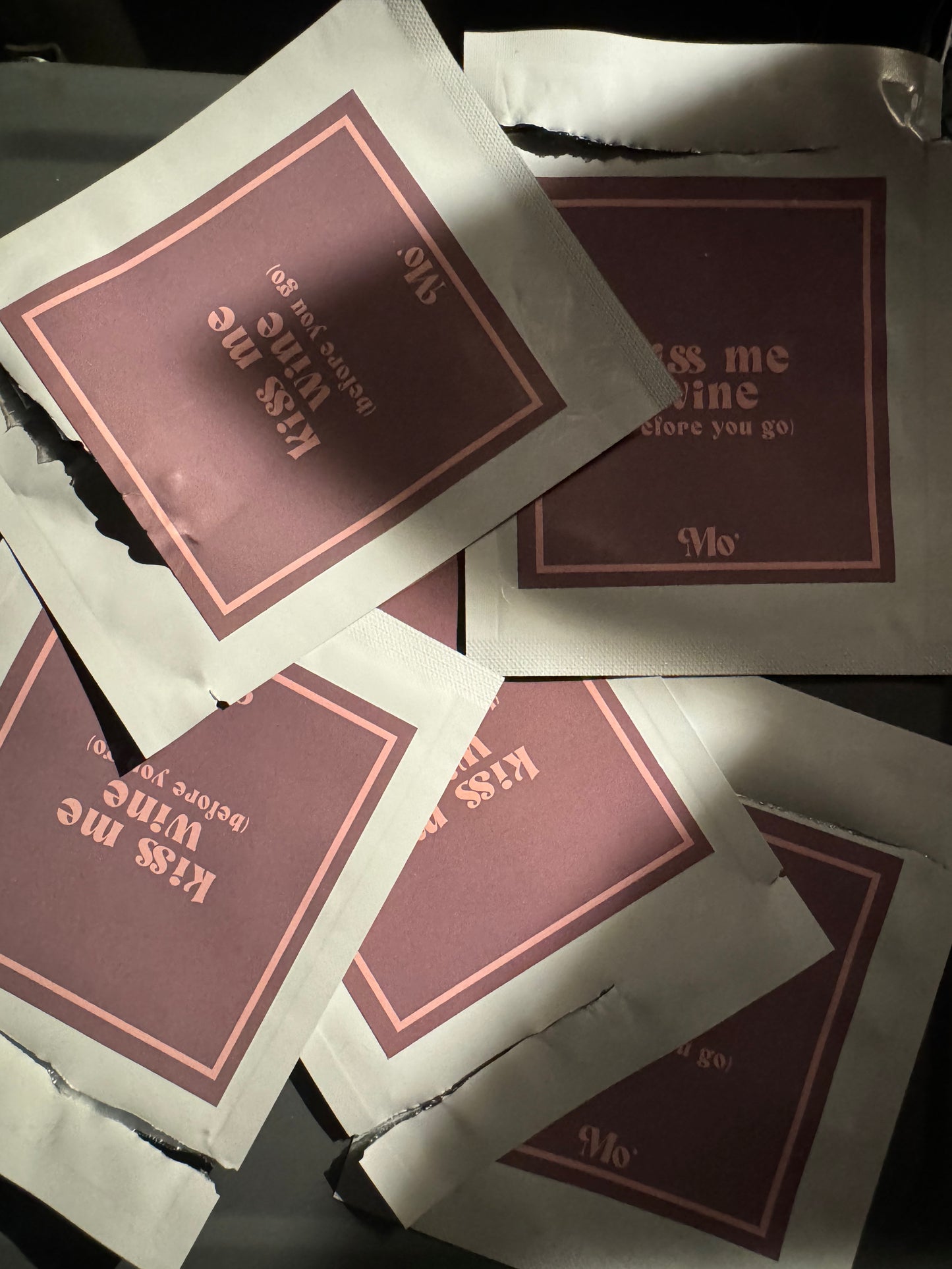 Lip Patch Kiss me wine (before you go)